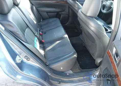 2013 Subaru Legacy 2.5I Limited z USA, uszkodzony, nr VIN 4S3BMBK66D3038542